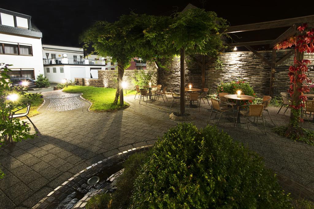 Wein & Gastehaus Hermeshof Hotell Trittenheim Eksteriør bilde