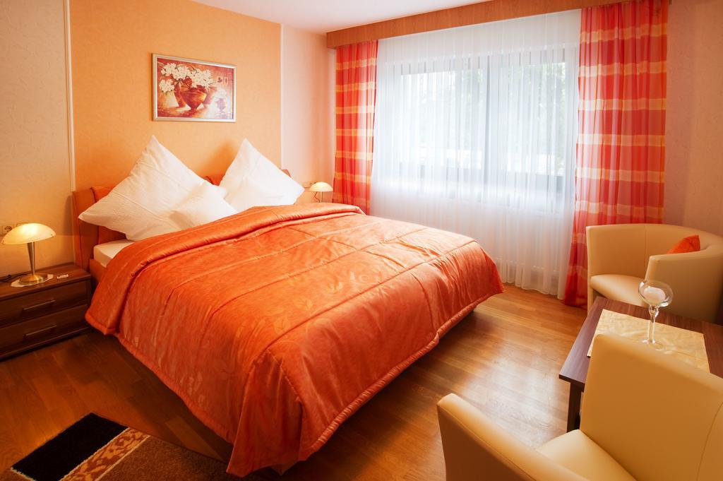 Wein & Gastehaus Hermeshof Hotell Trittenheim Eksteriør bilde